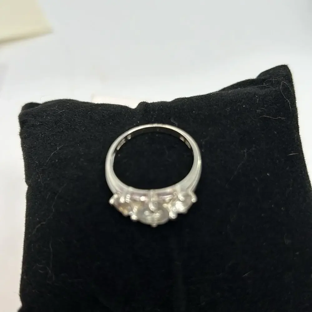 Vintage 925 3 Clear Stone Women's Ring Size 9